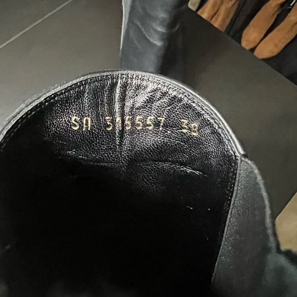 𝅺saint Laurent Black Classic Paris Ankle Boots/Booties - Picture 6 of 6